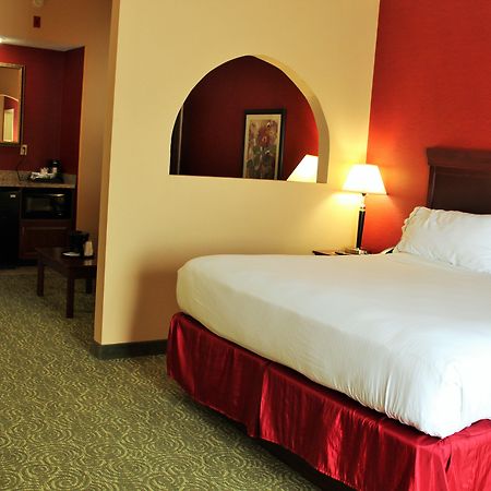 Holiday Inn Express & Suites Troy, An Ihg Hotel מראה חיצוני תמונה