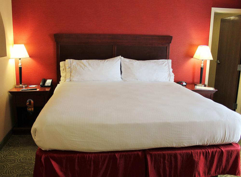 Holiday Inn Express & Suites Troy By Ihg מראה חיצוני תמונה