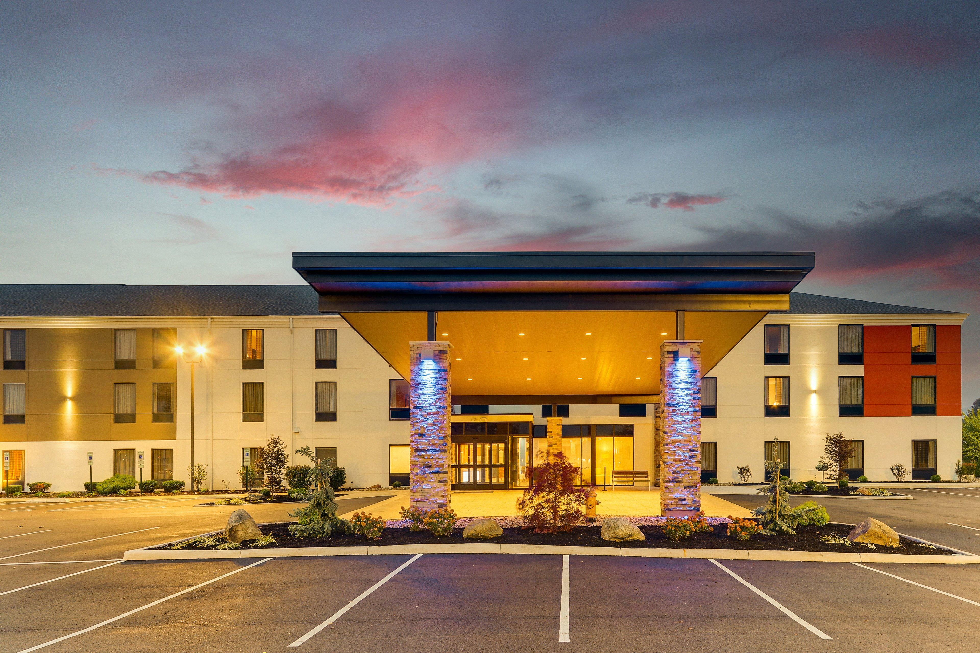 Holiday Inn Express & Suites Troy By Ihg מראה חיצוני תמונה
