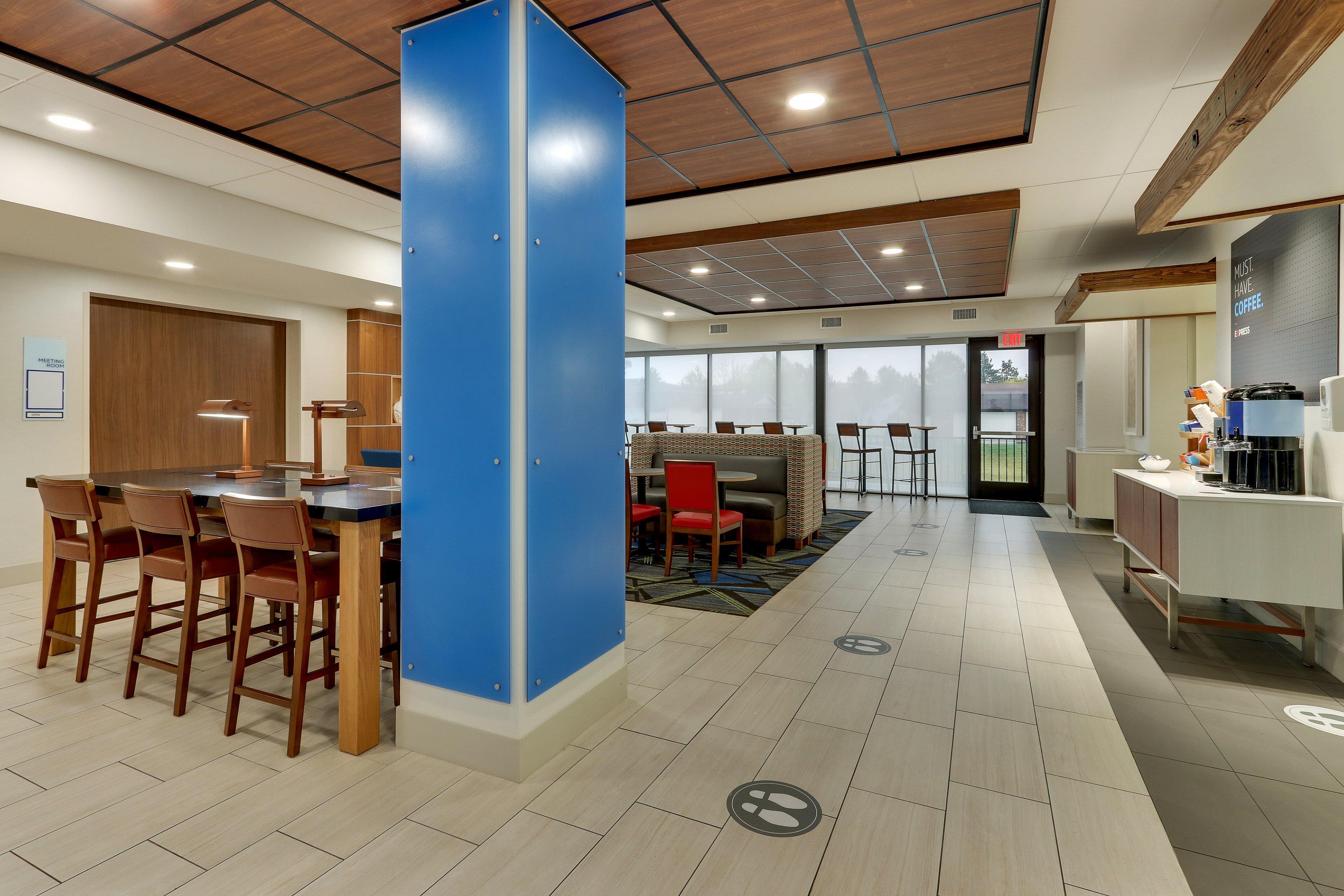 Holiday Inn Express & Suites Troy By Ihg מראה חיצוני תמונה