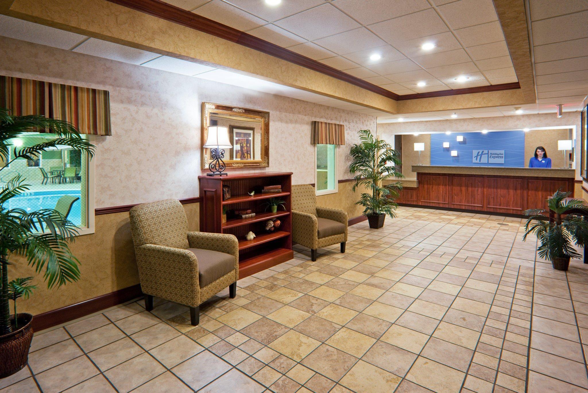 Holiday Inn Express & Suites Troy By Ihg מראה חיצוני תמונה