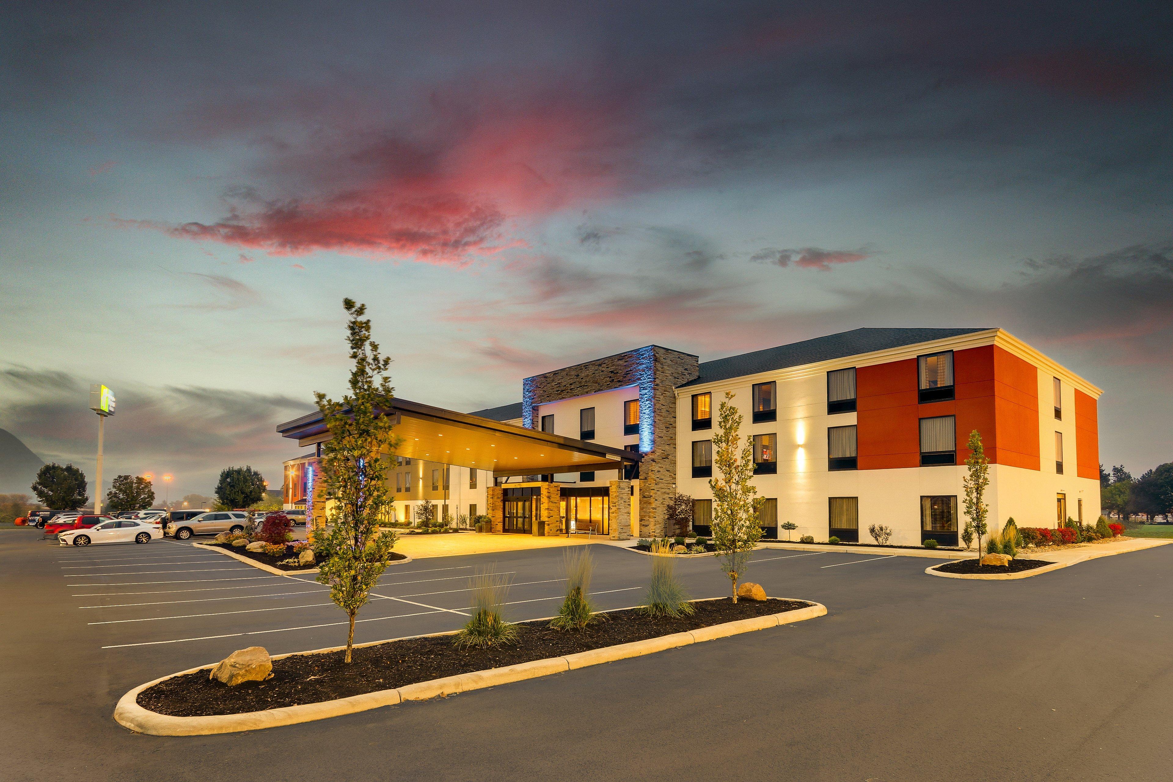 Holiday Inn Express & Suites Troy By Ihg מראה חיצוני תמונה