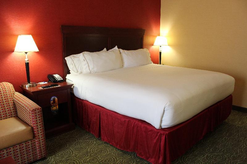 Holiday Inn Express & Suites Troy By Ihg מראה חיצוני תמונה